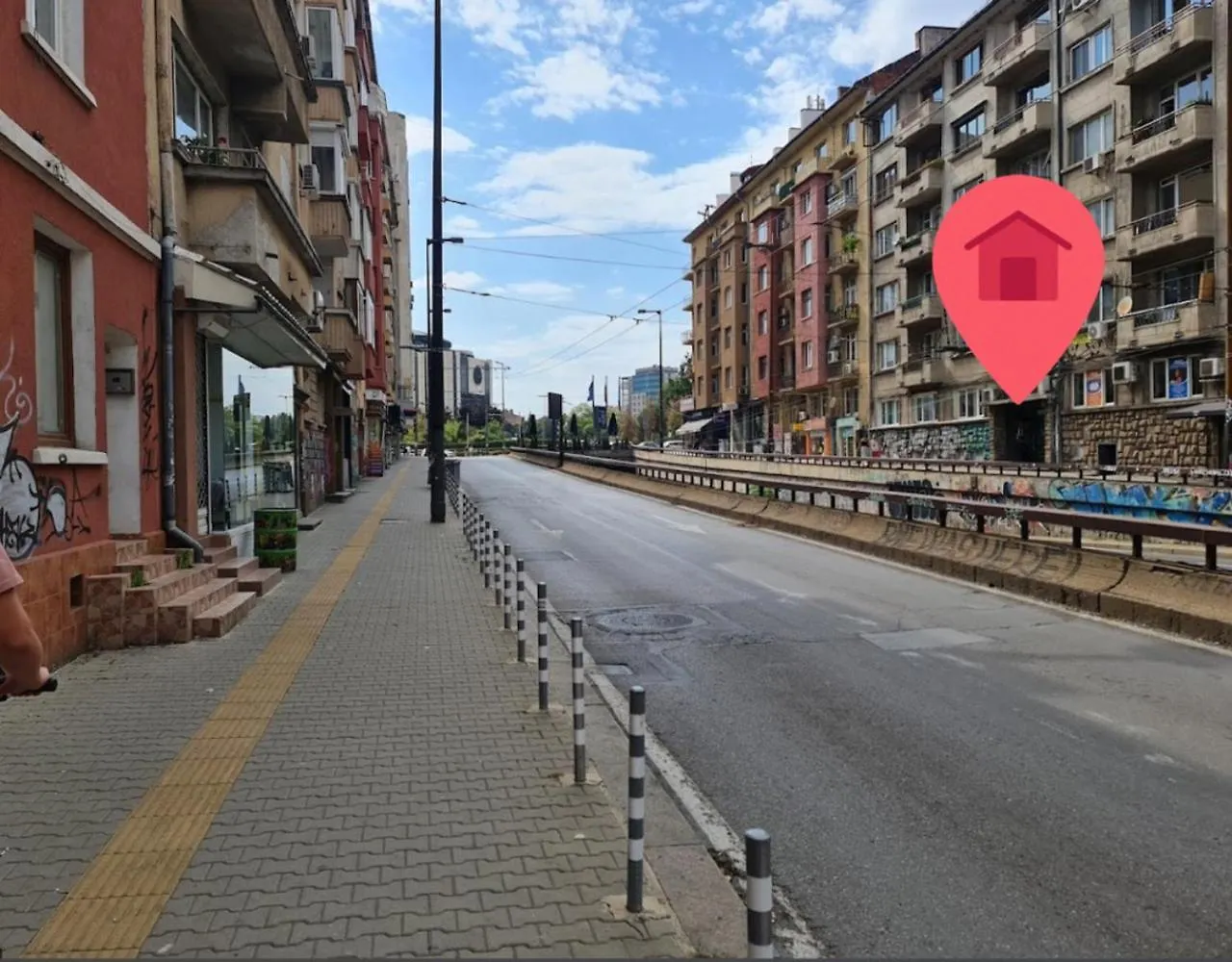 Апартаменты Charming Flat In Central Sofia - Steps From Ndk